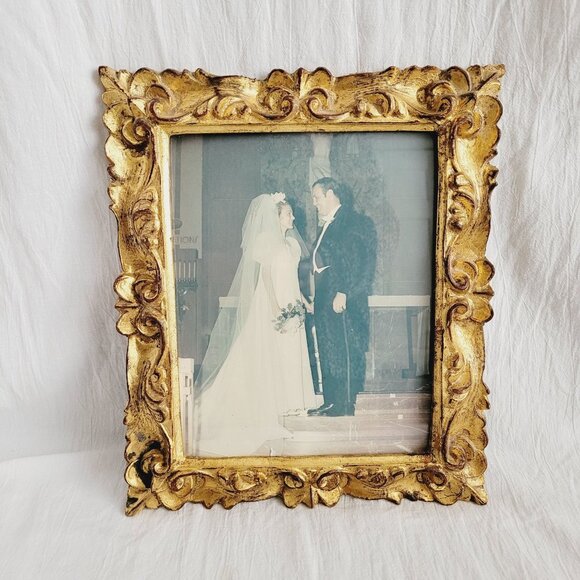 Vintage Florentine Baroque Heavily Carved Gilt Wood Wedding Picture Frame 10x12 - Picture 1 of 10